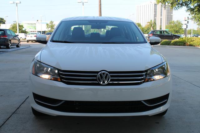 2013 Volkswagen Passat LX Convertible