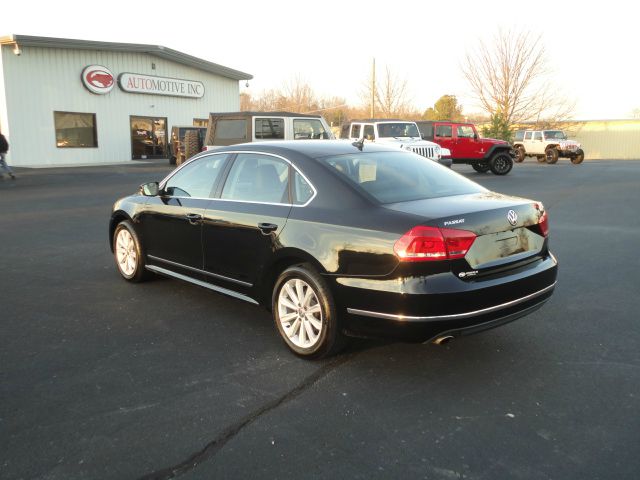 2013 Volkswagen Passat LT Loaded LOW Mileage