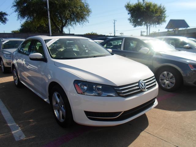2013 Volkswagen Passat LX Convertible