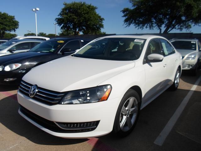 2013 Volkswagen Passat LX Convertible