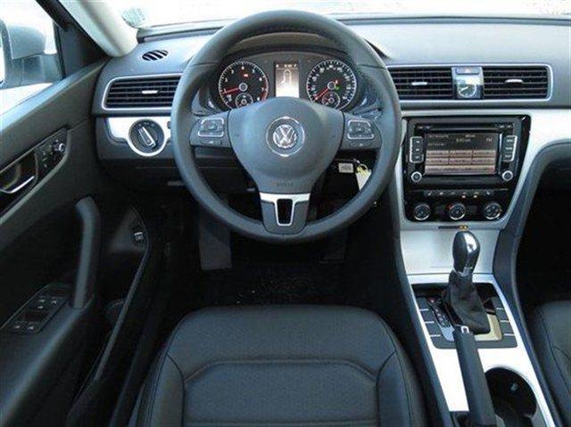 2013 Volkswagen Passat LX Convertible