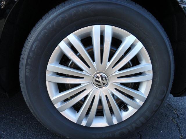 2014 Volkswagen Passat XR