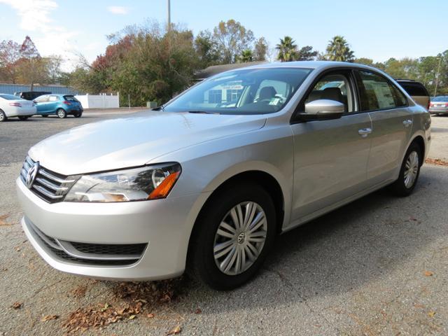 2014 Volkswagen Passat XR