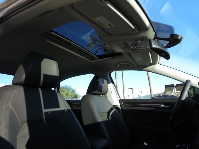 2014 Volkswagen Passat LT Loaded LOW Mileage