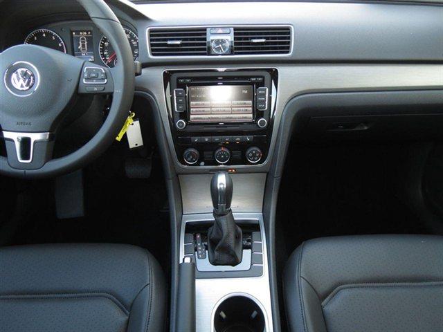 2014 Volkswagen Passat Extenede CAB 4X4