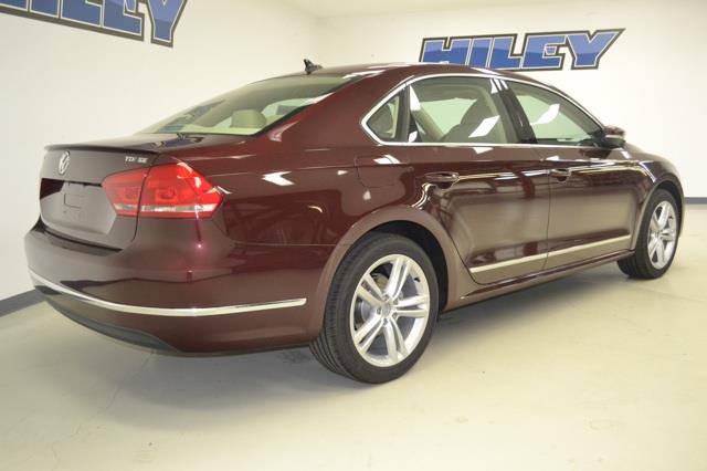 2014 Volkswagen Passat AWD EX