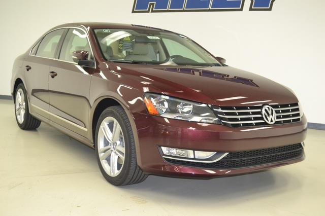 2014 Volkswagen Passat AWD EX