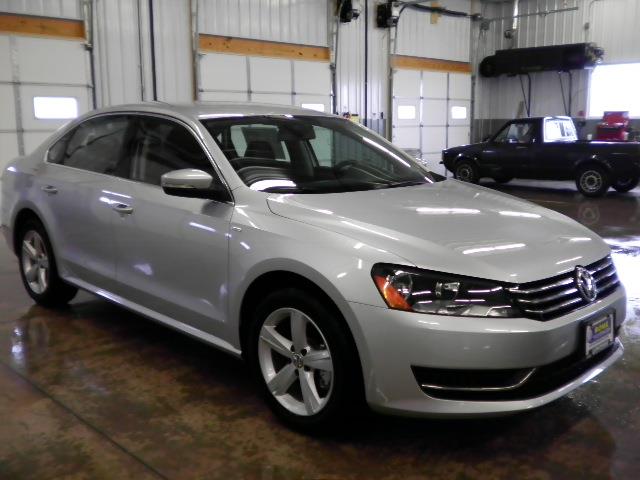 2014 Volkswagen Passat Unknown
