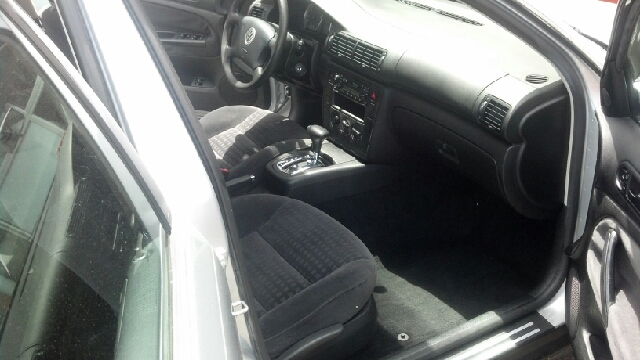 2002 Volkswagen Passat Wagon FWD 4dr Sport