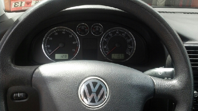 2002 Volkswagen Passat Wagon FWD 4dr Sport