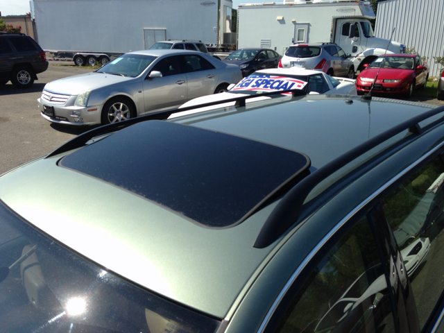 2004 Volkswagen Passat Wagon SE Crew Cab 4WD FFV