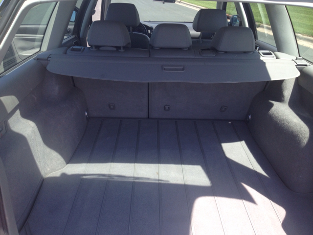 2005 Volkswagen Passat Wagon FWD 4dr Sport