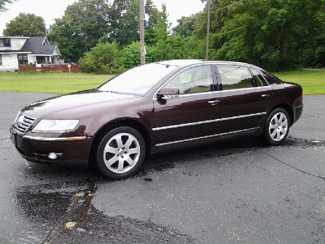 2004 Volkswagen Phaeton SE-R