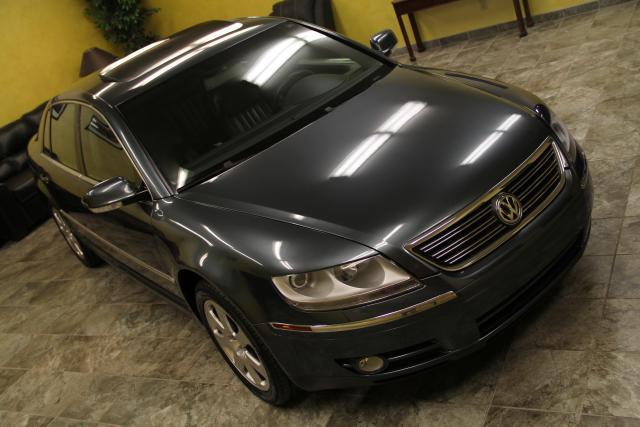 2004 Volkswagen Phaeton SE-R