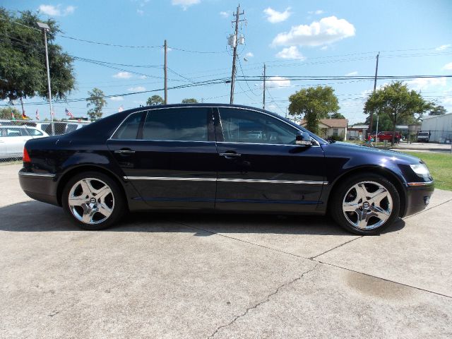 2005 Volkswagen Phaeton SE-R