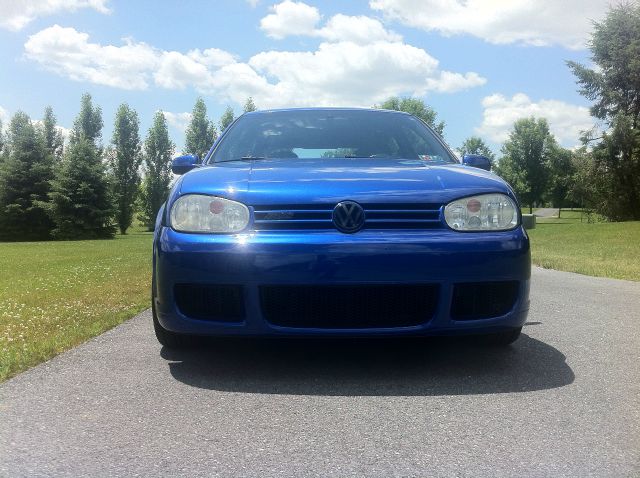 2004 Volkswagen R32 LT 4WD