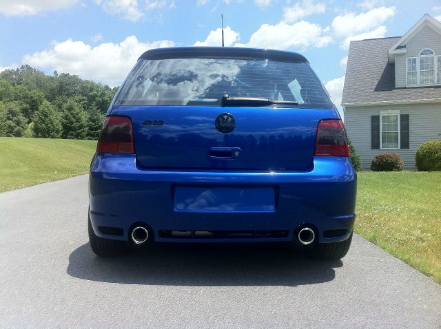 2004 Volkswagen R32 LT 4WD