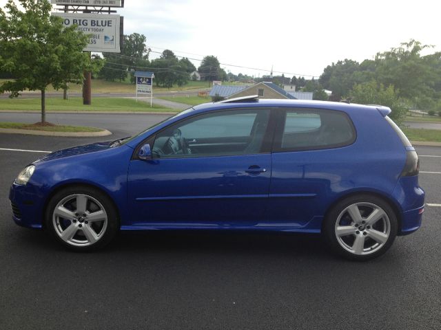 2008 Volkswagen R32 Base
