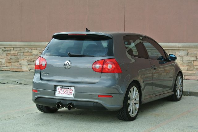 2008 Volkswagen R32 Premium