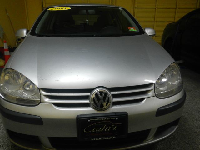 2008 Volkswagen Rabbit L - 82 V8