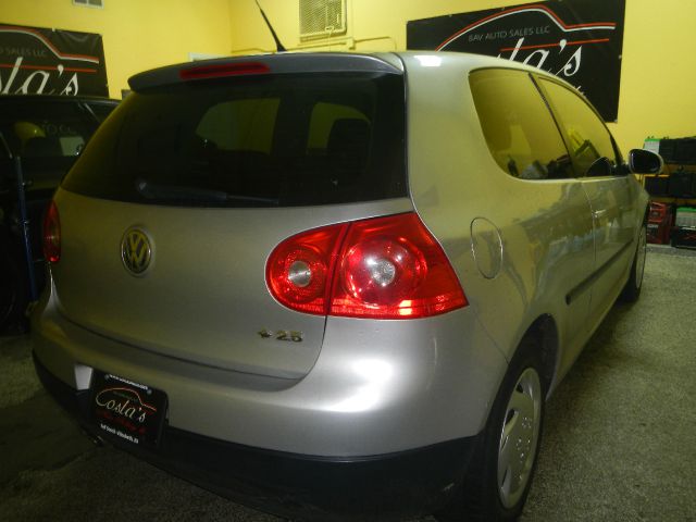 2008 Volkswagen Rabbit L - 82 V8