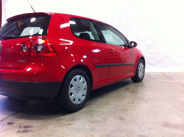 2008 Volkswagen Rabbit L - 82 V8