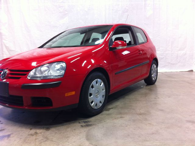 2008 Volkswagen Rabbit L - 82 V8