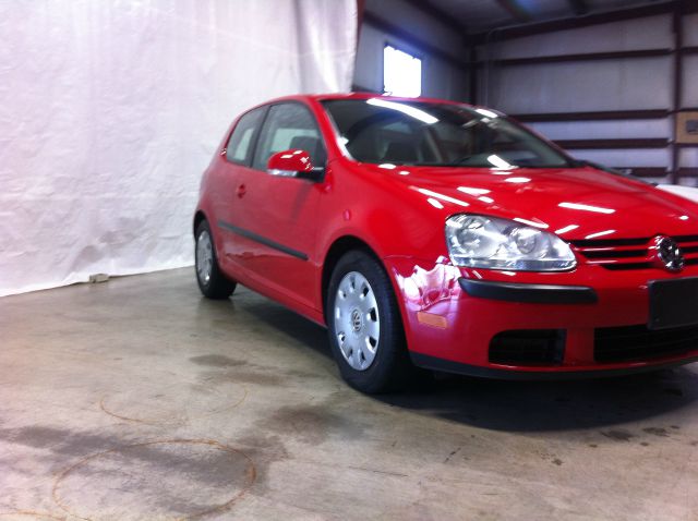 2008 Volkswagen Rabbit L - 82 V8