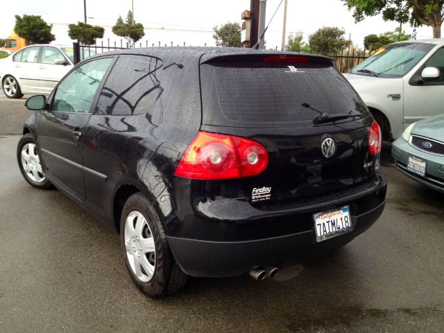 2008 Volkswagen Rabbit L - 82 V8