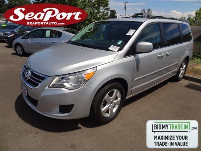 2009 Volkswagen Routan SE V6 Clean Title