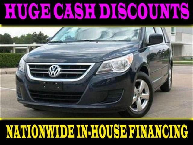 2009 Volkswagen Routan EC