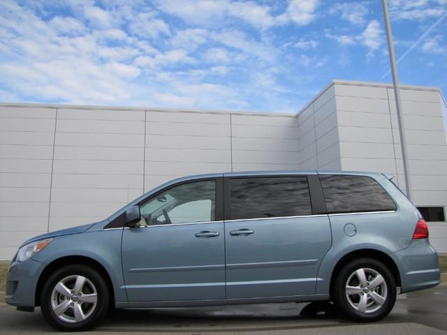 2010 Volkswagen Routan SR-5 Sport PKG 4.w.d