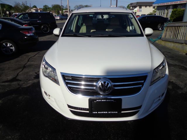 2009 Volkswagen Tiguan XR