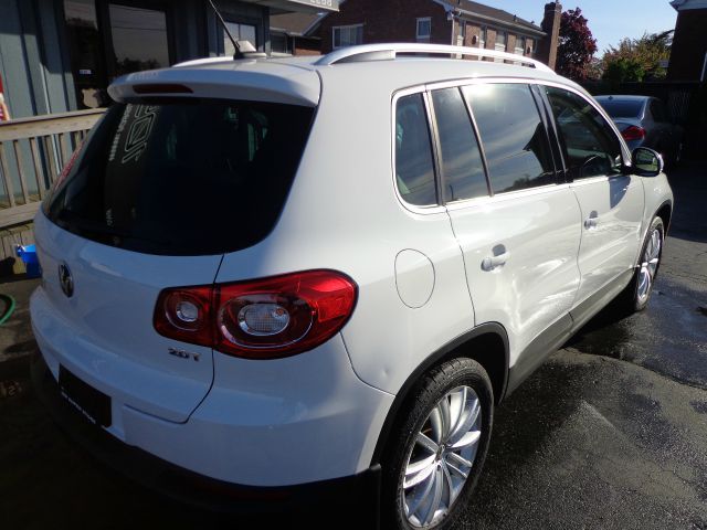 2009 Volkswagen Tiguan XR