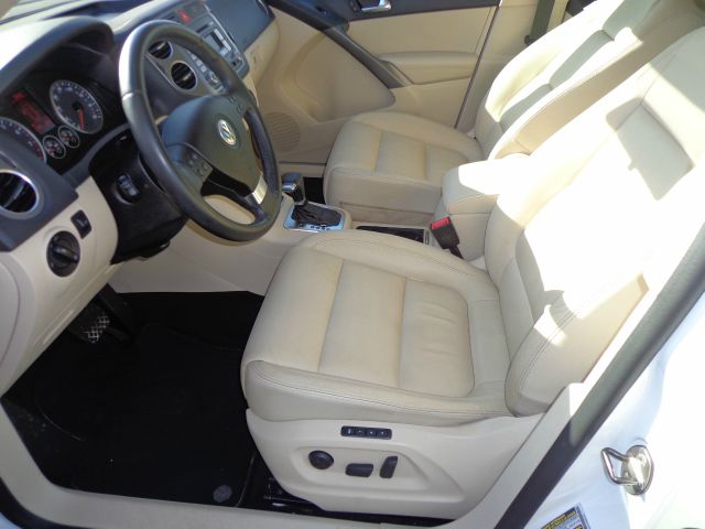 2009 Volkswagen Tiguan XR