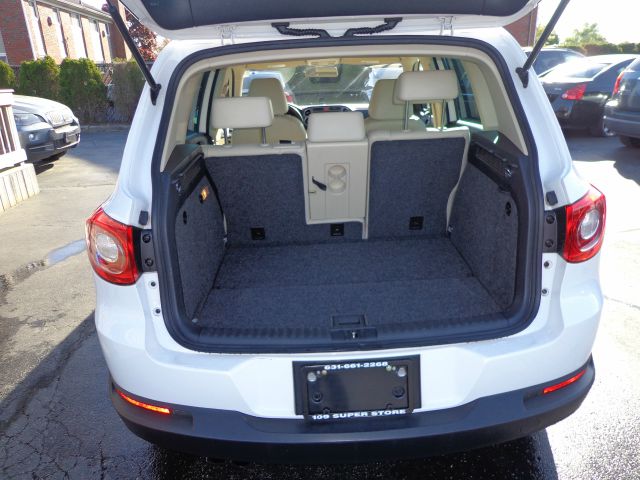 2009 Volkswagen Tiguan XR