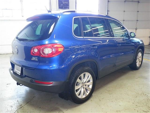 2009 Volkswagen Tiguan 5XT