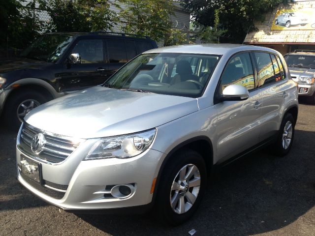 2009 Volkswagen Tiguan SE