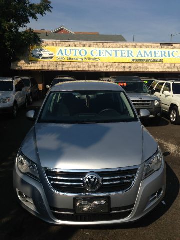 2009 Volkswagen Tiguan SE