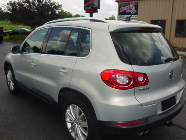 2009 Volkswagen Tiguan 5XT