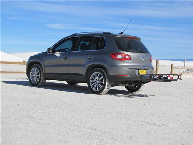 2009 Volkswagen Tiguan SLE 4X4 Z71 Plow