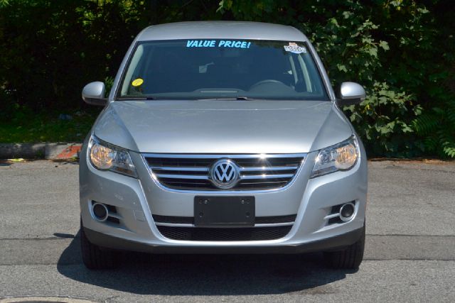 2010 Volkswagen Tiguan Malibu Convertible