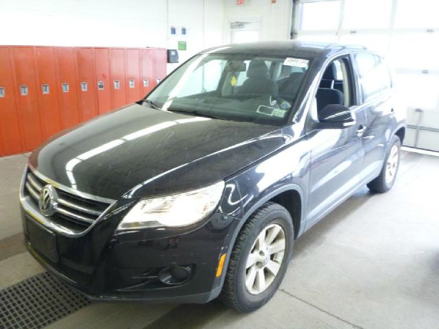2010 Volkswagen Tiguan Malibu Convertible