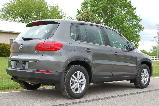 2012 Volkswagen Tiguan LS Flex Fuel 4x4 This Is One Of Our Best Bargains