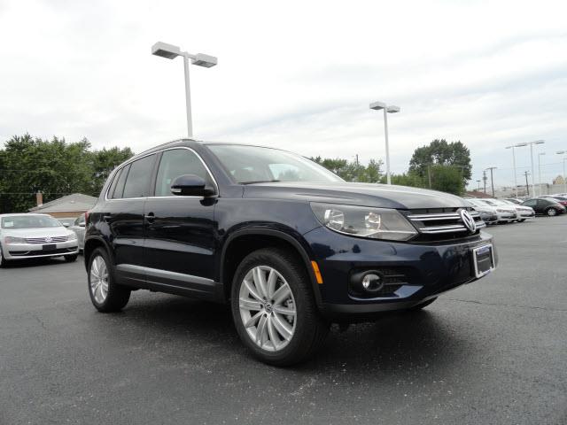 2013 Volkswagen Tiguan 4DR LS AWD