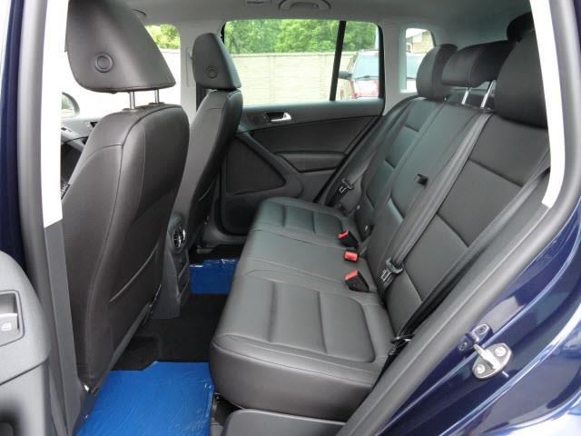 2013 Volkswagen Tiguan 4DR LS AWD