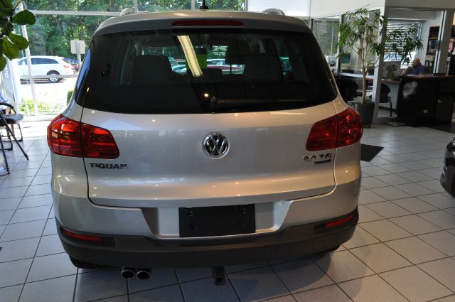 2013 Volkswagen Tiguan SLE 4x4 (gladbrook)