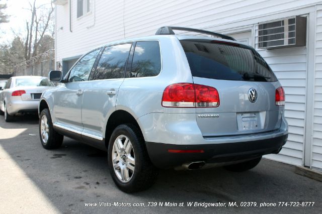 2004 Volkswagen Touareg SE-R