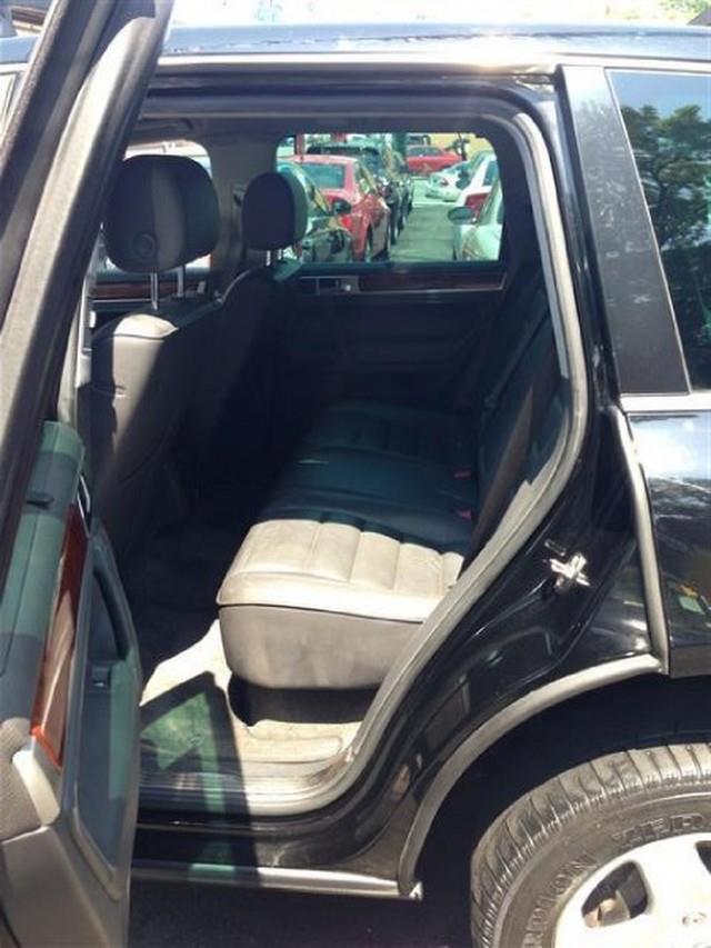 2004 Volkswagen Touareg Red Line