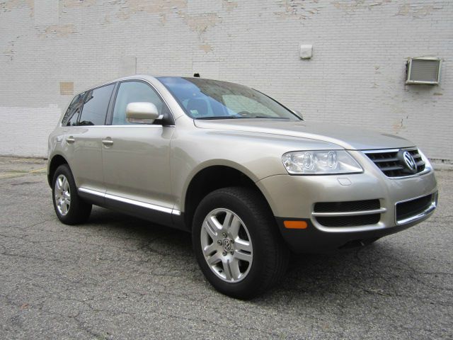 2004 Volkswagen Touareg SE-R